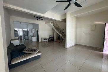 2 Storey Terrace Batu Maung Lorong Bidara  Furnished Bayan Lepas