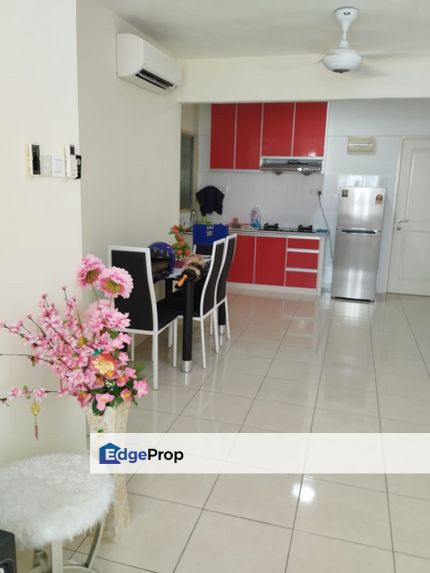 Centrio Avenue Gelugor Middle Floor Renovated & Furnished, Penang, Gelugor