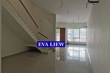 3 Storey Terrace Lorong Madrasha Jelutong 4036sf Never stay before
