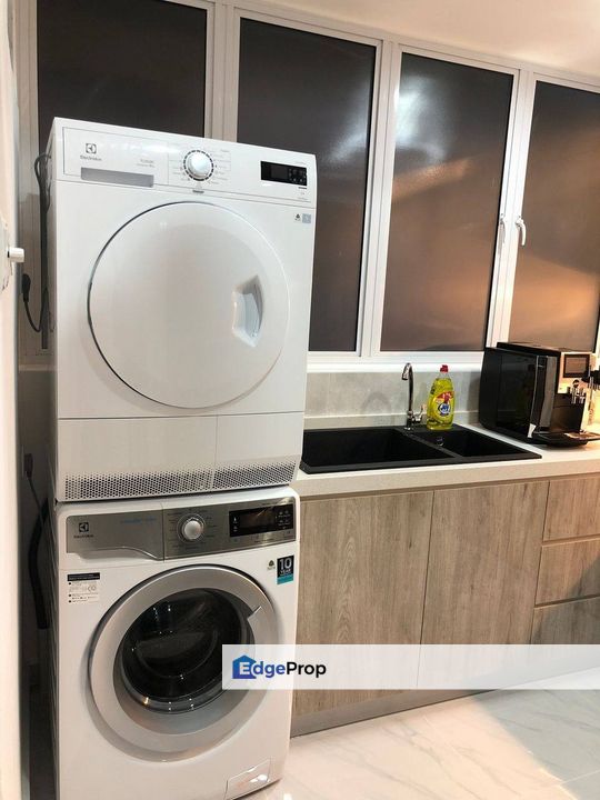 Sri Perdana Georgetown Gurney New Furnished & Renovated 2 Car Park, Penang, Georgetown