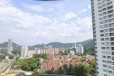 Coastal Tower, Ratu Mutiara