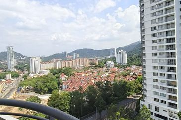 Coastal Tower, Ratu Mutiara