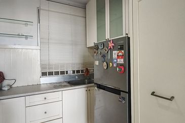 Coastal Tower, Ratu Mutiara