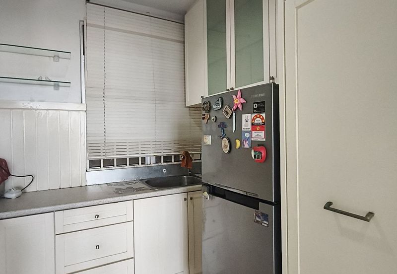 Coastal Tower, Ratu Mutiara