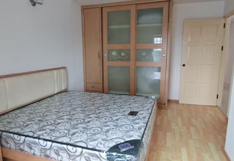 University Place (Plaza Ivory)