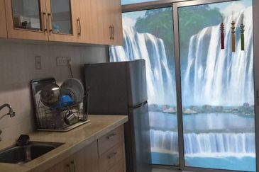 University Place (Plaza Ivory)