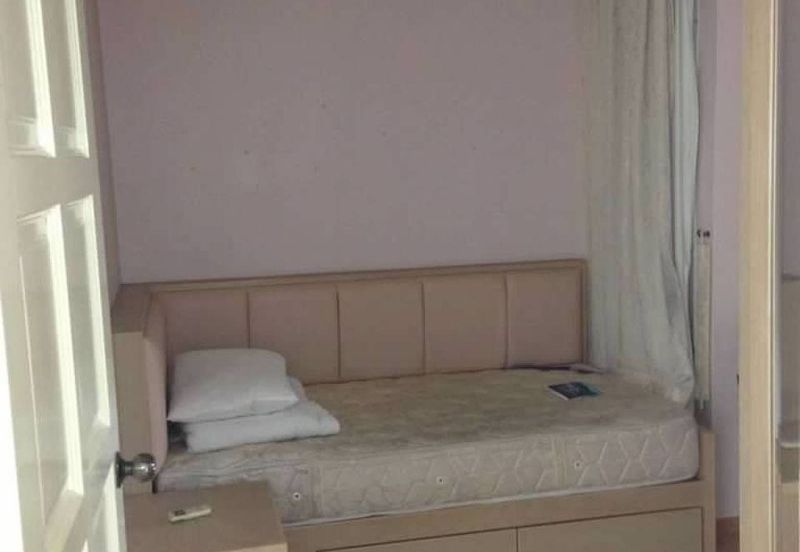 University Place (Plaza Ivory)