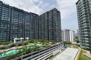 Tropicana Bay Residences