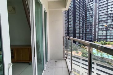 Tropicana Bay Residences