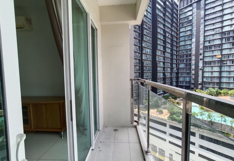 Tropicana Bay Residences