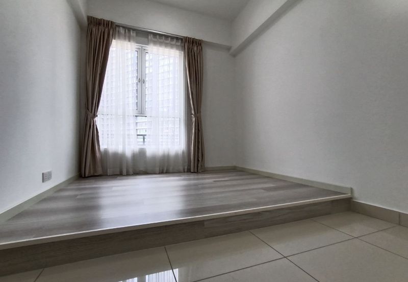 Tropicana Bay Residences