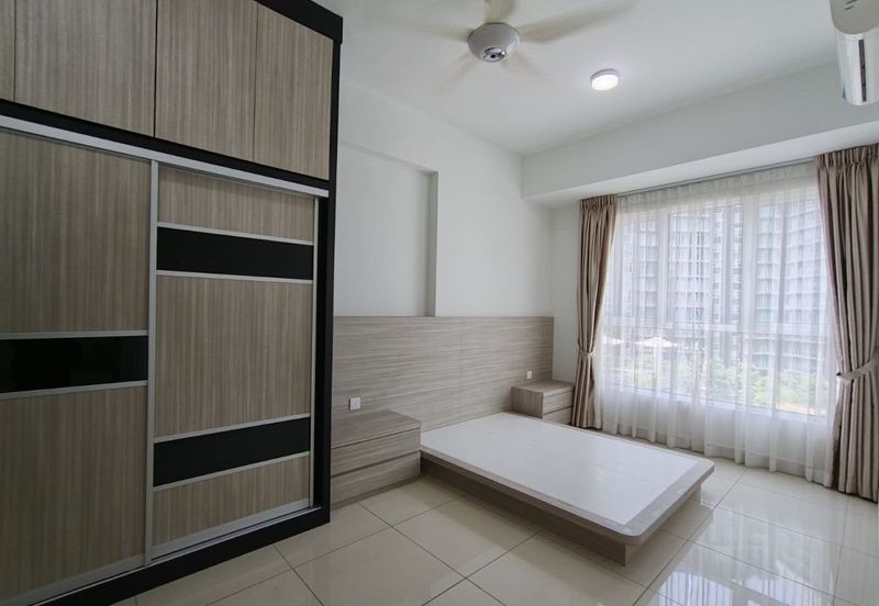 Tropicana Bay Residences