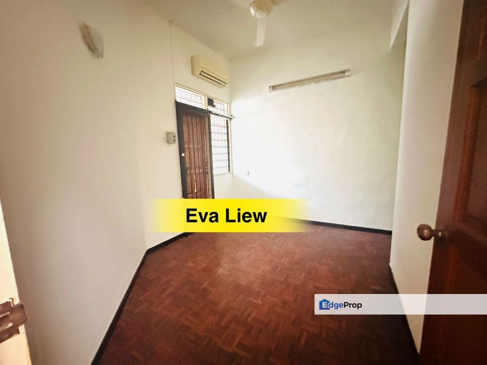 2 Storey Terrace at Cangkat Sungai Ara Non split level Renovated, Penang, Sungai Ara