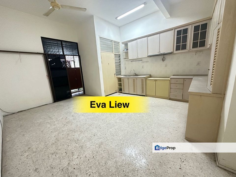 2 Storey Terrace at Cangkat Sungai Ara Non split level Renovated, Penang, Sungai Ara