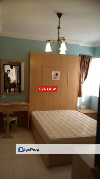 Villa Emas Queensbay Mall area Corner High Floor Seaview Well Conditio, Penang, Sungai Nibong
