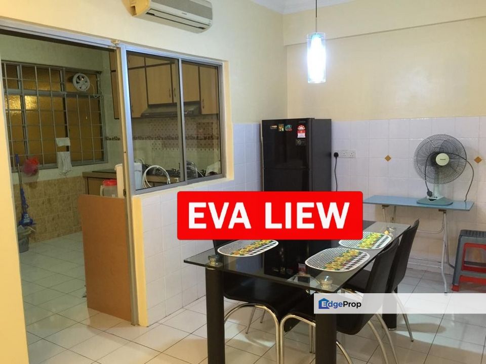 Putra Place Condo Bayan Lepas 3 Car Park Low Floor Renovated , Penang, Sungai Nibong