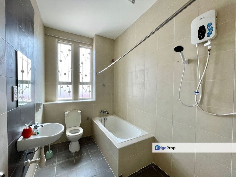 3 Storey Terrace Setia Pearl Island Bayan Lepas Fully Furnished, Penang, Bayan Lepas