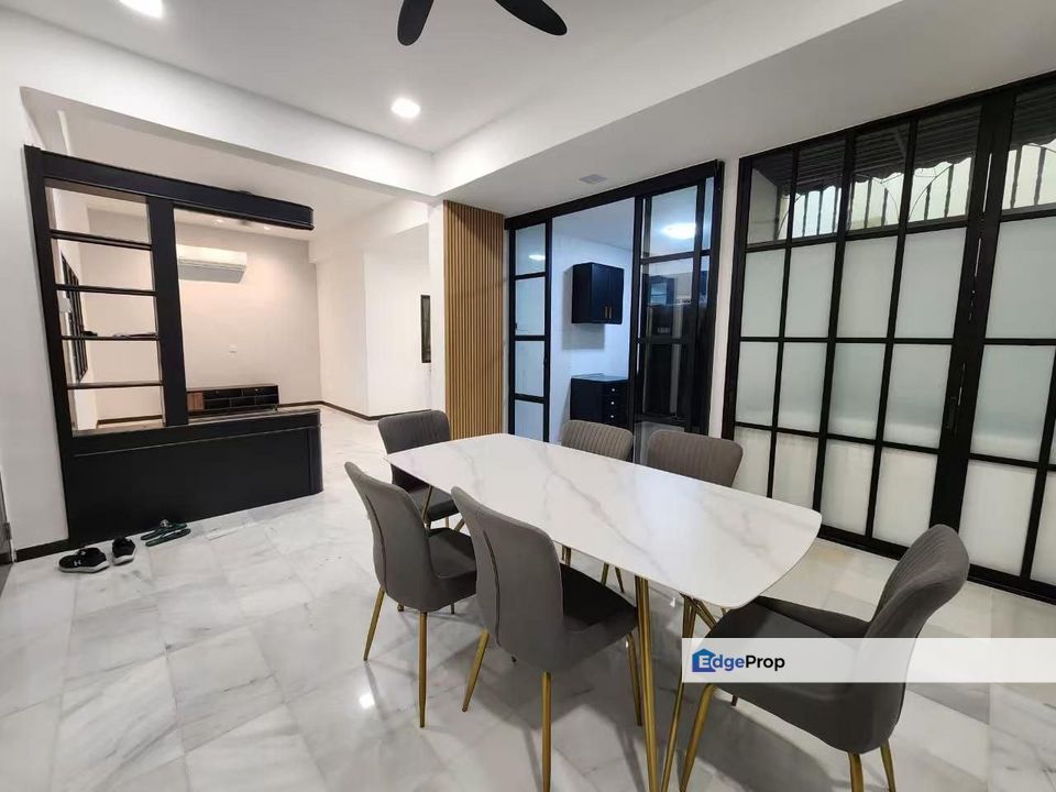 Westland court Georgetown 1200sf Well Conditions Low Density, Penang, Georgetown