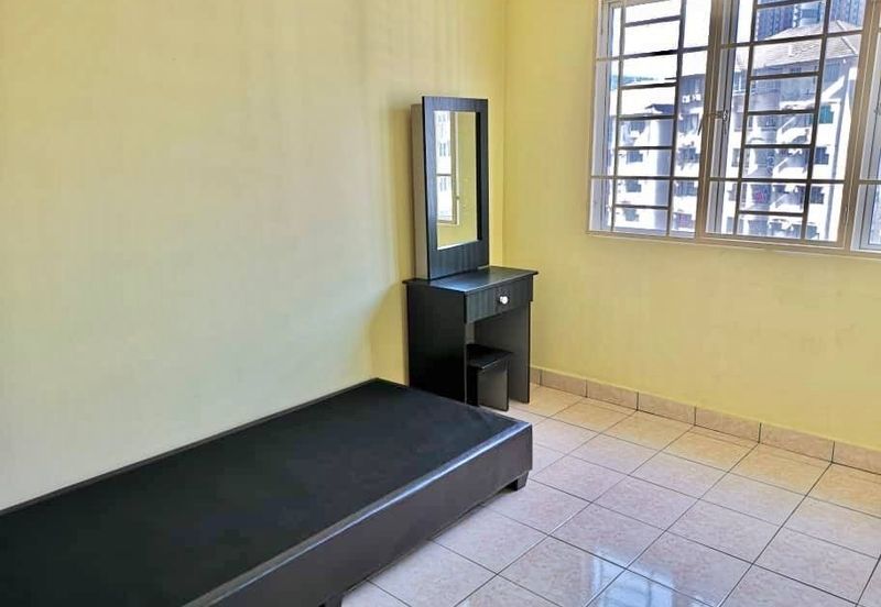 Pangsapuri Jati Selatan