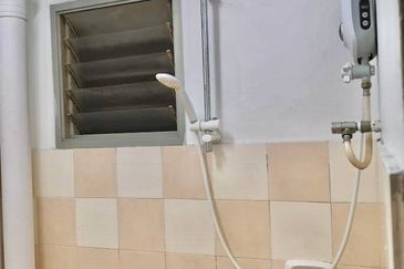 Pangsapuri Jati Selatan