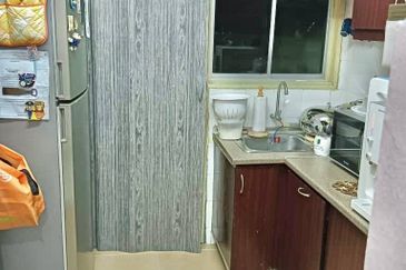 Tasik Heights Apartment