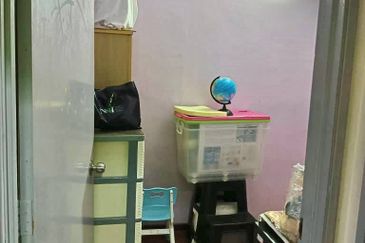 Tasik Heights Apartment