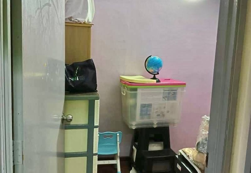 Tasik Heights Apartment