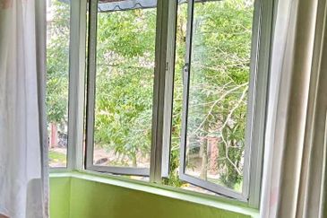 Tasik Heights Apartment