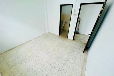 Kiambang Apartment, Taman Putra Perdana