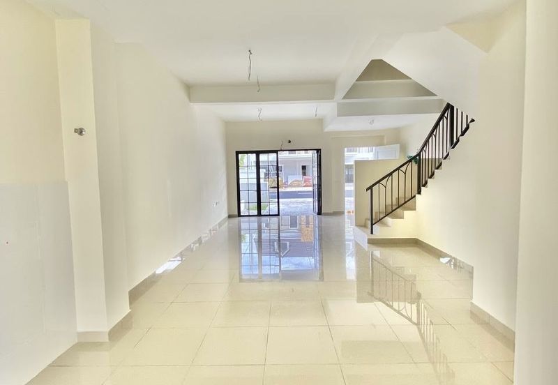 Monet Springtime @ Sunsuria City