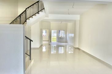 Monet Springtime @ Sunsuria City