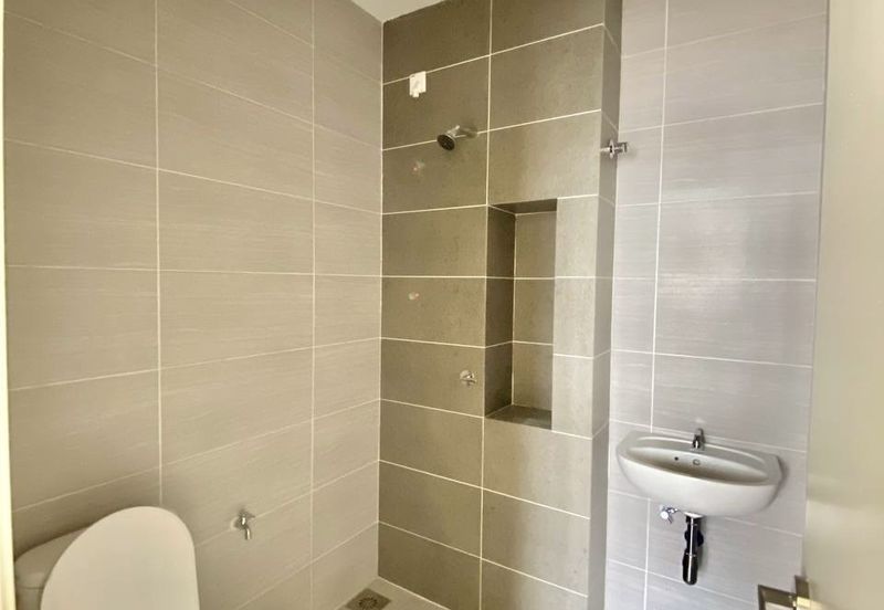 Monet Springtime @ Sunsuria City