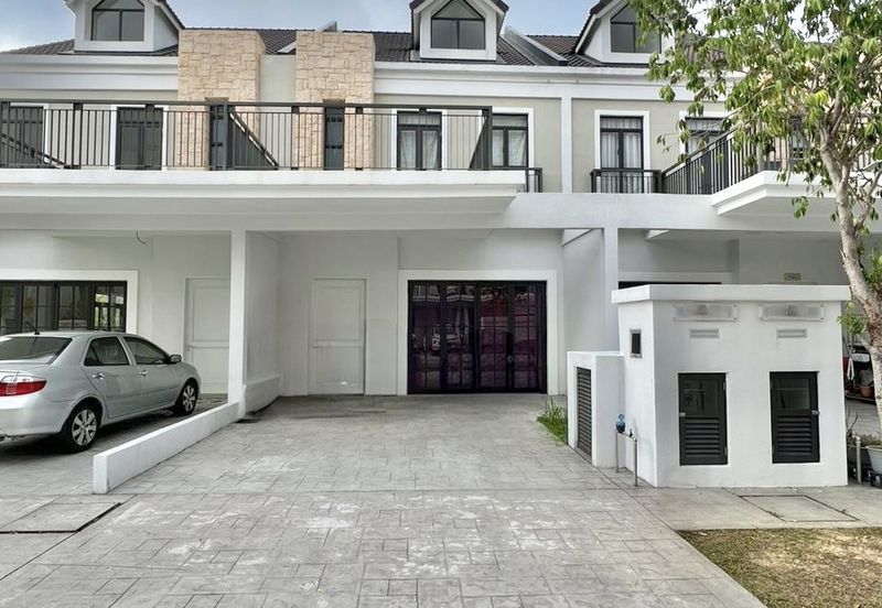 Monet Springtime @ Sunsuria City