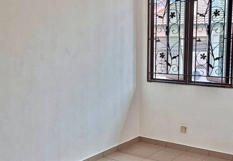 Taman Saujana Puchong