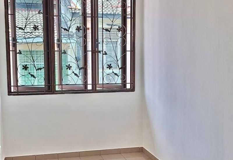 Taman Saujana Puchong