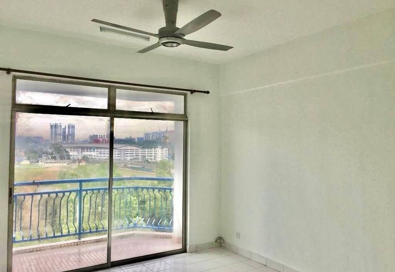 Tasik Heights Apartment