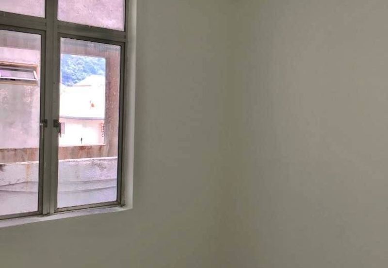 Tasik Heights Apartment