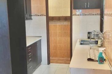 Vista Pinggiran, Taman Pinggiran Putra