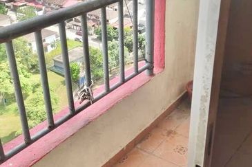 Vista Pinggiran, Taman Pinggiran Putra