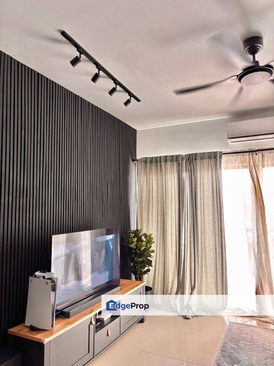 CORNER UNIT Ampang Putra Residency Taman Putra Sulaiman Ampang Selangor FOR SALE, Selangor, Ampang
