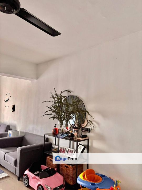 CORNER UNIT Ampang Putra Residency Taman Putra Sulaiman Ampang Selangor FOR SALE, Selangor, Ampang