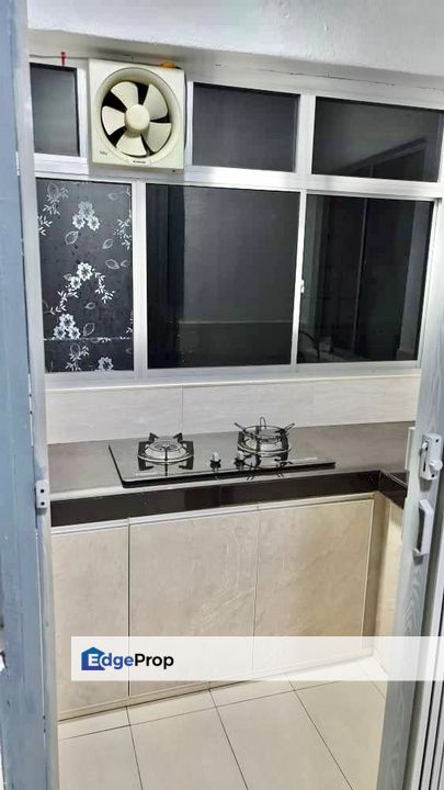 RENOVATED Vista Lavender Apartment Bandar Kinrara Puchong FOR SALE, Selangor, Bandar Kinrara Puchong