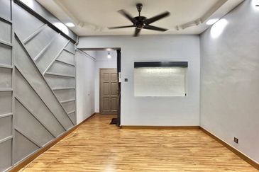 Tasik Heights Apartment