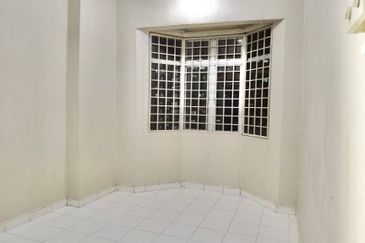 Tasik Heights Apartment