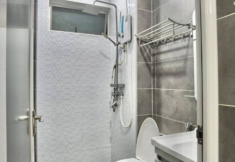 Tasik Heights Apartment