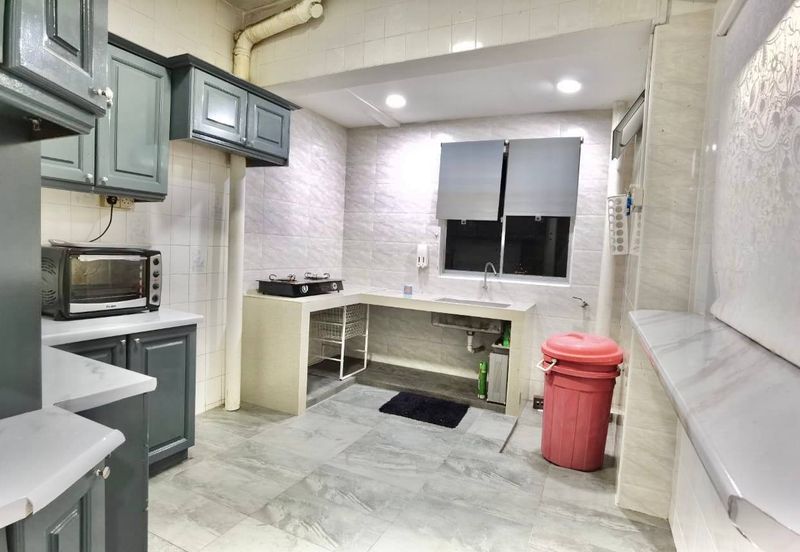 Tasik Heights Apartment