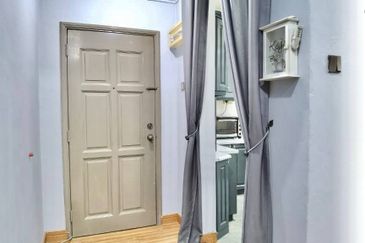 Tasik Heights Apartment