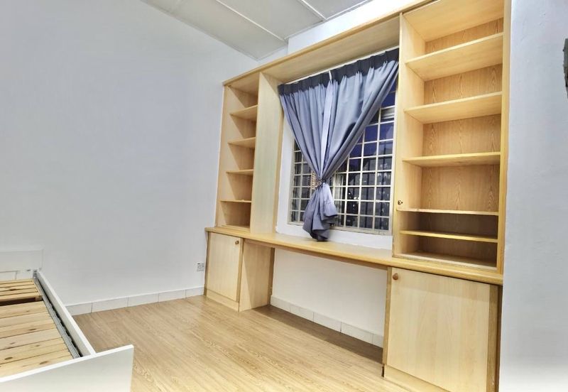 Tasik Heights Apartment