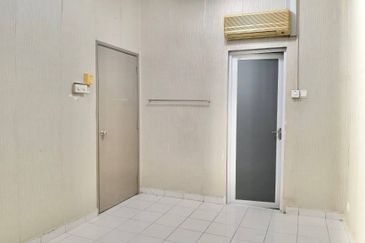 Tasik Heights Apartment