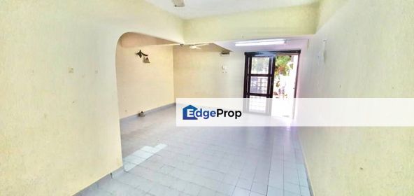 NEAR LRT Triple Storey Terrace Taman Dagang Ampang Selangor FOR SALE, Selangor, Ampang